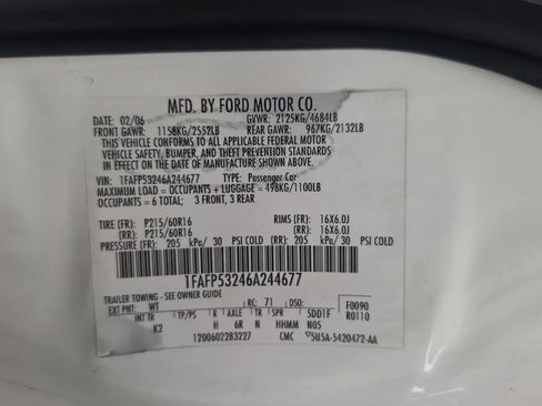 Used 2006 Ford Taurus SE FWD image 23