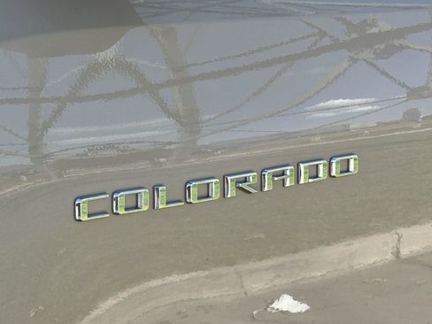 Certified 2024 Chevrolet Colorado Trail Boss w/ Technology Package AWD/4WD image 33