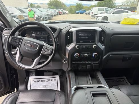 Used 2019 GMC Sierra 1500 SLT w/ SLT Convenience Package AWD/4WD image 14