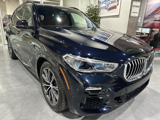 Used 2019 BMW X5 xDrive50i w/ M Sport Package AWD/4WD image 13