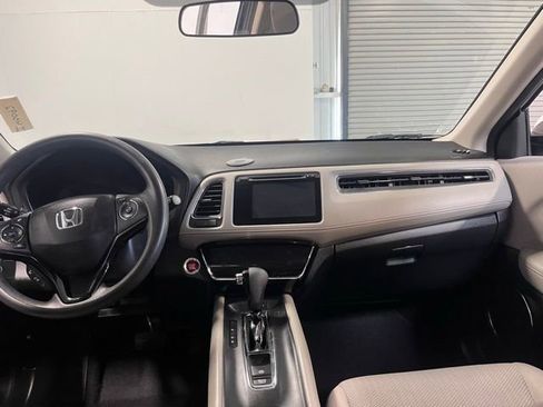 Used 2016 Honda HR-V EX image 20
