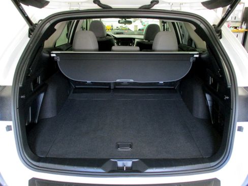 Used 2025 Subaru Outback Premium image 13