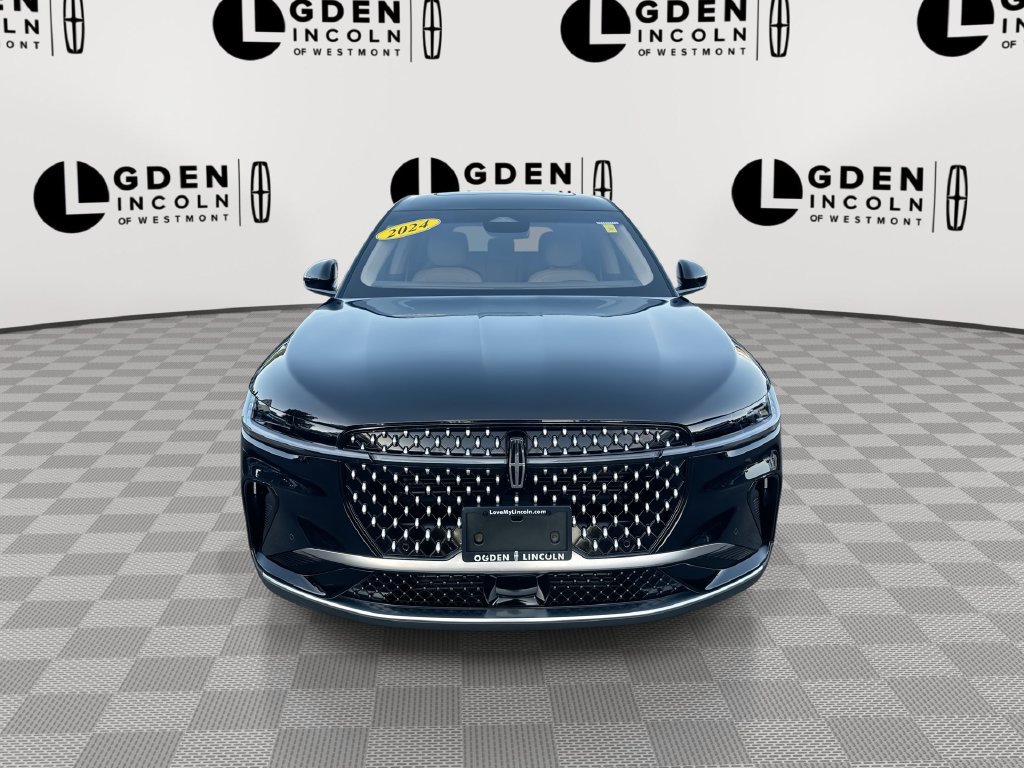 Used 2024 Lincoln Nautilus Premier w/ Equipment Group 102A AWD/4WD image 3