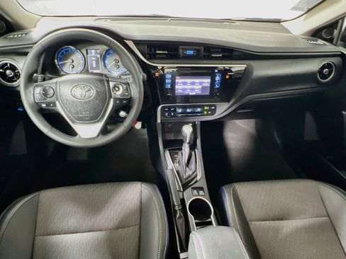 Used 2017 Toyota Corolla SE w/ Carpet Mat Package (TMS) FWD image 29