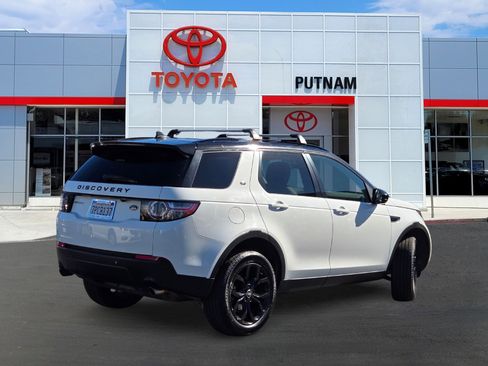 Used 2016 Land Rover Discovery Sport HSE image 4