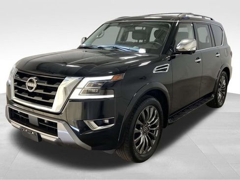Used 2023 Nissan Armada Platinum w/ Captain's Chairs Package image 5