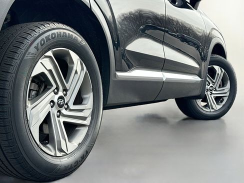 Used 2021 Hyundai Santa Fe SEL w/ Convenience Package image 15