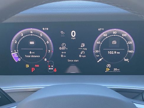 New 2026 Volkswagen Tiguan SE R-Line FWD image 27