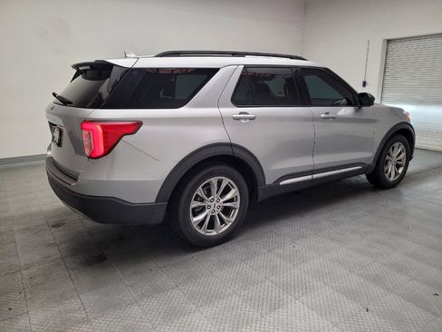 Used 2020 Ford Explorer XLT w/ Equipment Group 202A RWD image 10