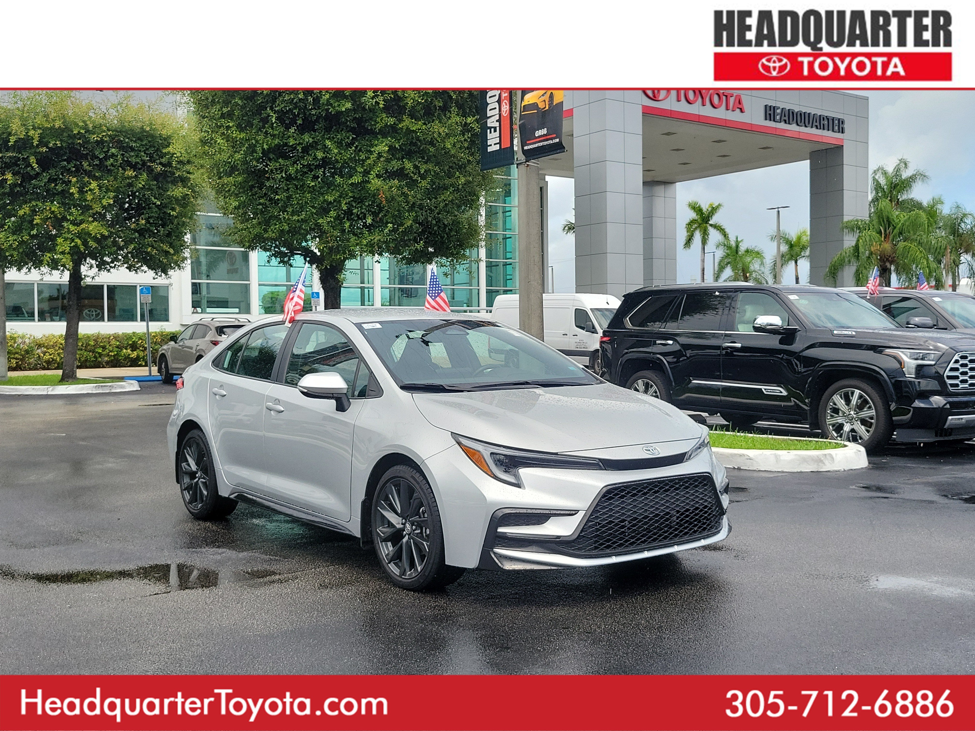 Used 2025 Toyota Corolla SE FWD image 1