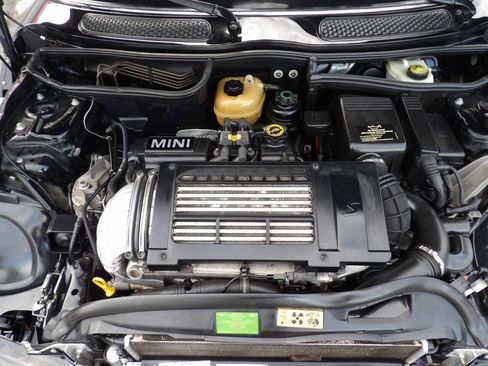 Used 2005 MINI Cooper S FWD image 11