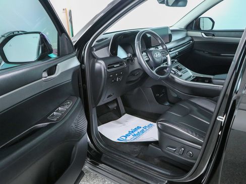Used 2023 Hyundai Palisade XRT AWD/4WD image 3