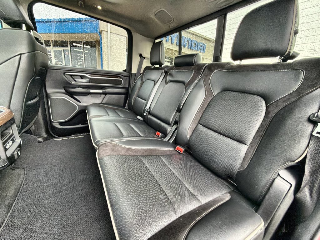 Used 2022 RAM 1500 Laramie AWD/4WD image 23