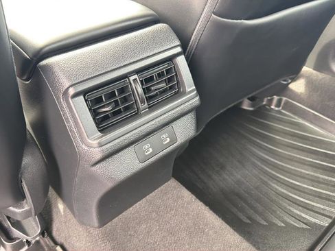 Used 2024 Honda Accord EX-L image 17