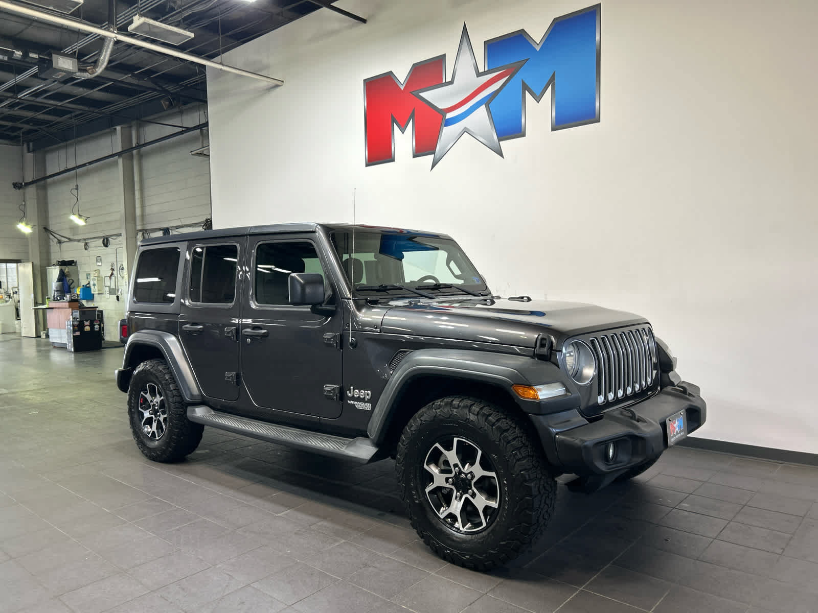 Used 2018 Jeep Wrangler Unlimited Sport S AWD/4WD image 2