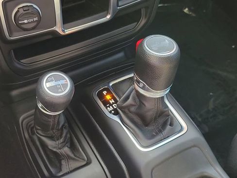 Used 2023 Jeep Wrangler Sport AWD/4WD image 29