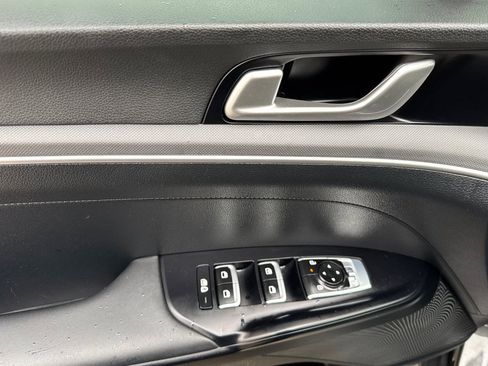 Used 2025 Kia K5 LXS image 10