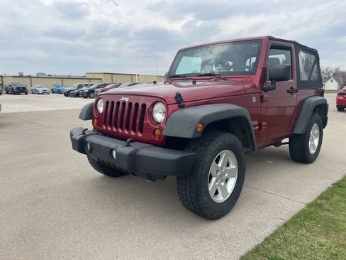 Used 2012 Jeep Wrangler Sport image 7