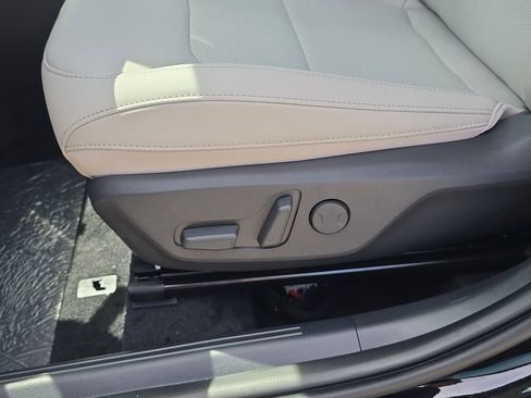 New 2026 Kia Niro EX FWD image 21