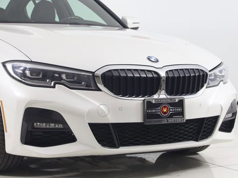 Used 2022 BMW 330i xDrive Sedan w/ M Sport Package image 41