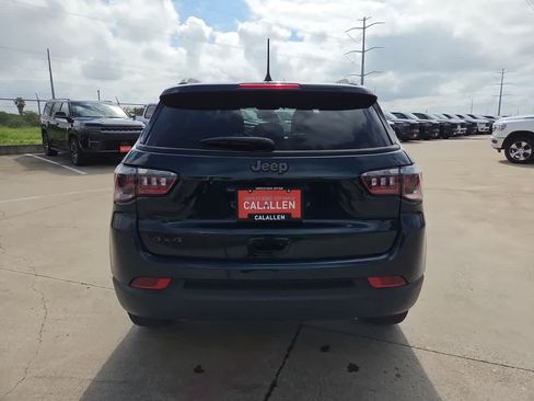 New 2026 Jeep Compass Latitude AWD/4WD image 13