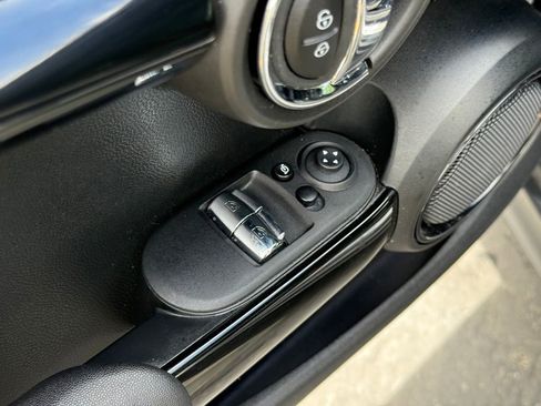 Certified 2023 MINI Cooper S FWD image 10