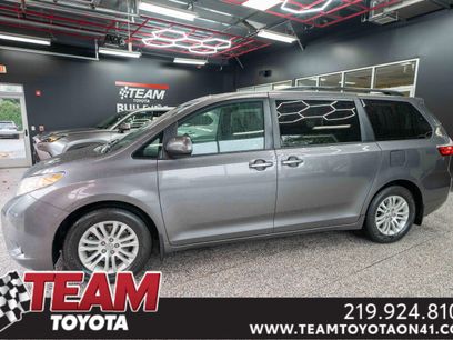 Used 2017 Toyota Sienna XLE Premium