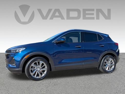 Used 2023 Buick Encore GX Essence w/ Experience Buick Package image 2