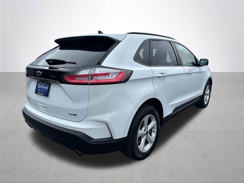 Used 2020 Ford Edge SE image 7