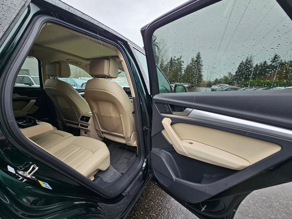 Used 2019 Audi Q5 2.0T Premium w/ Convenience Package AWD/4WD image 13