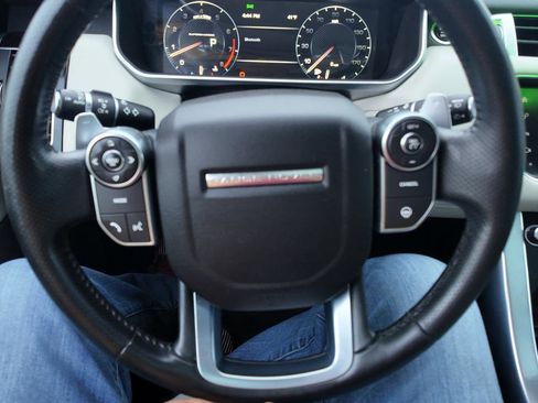 Used 2016 Land Rover Range Rover Sport Supercharged image 14