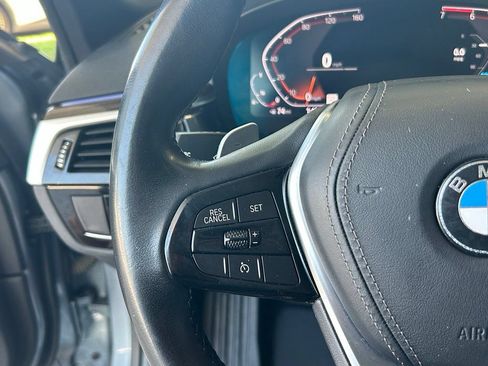 Used 2020 BMW 530i w/ Convenience Package RWD image 38