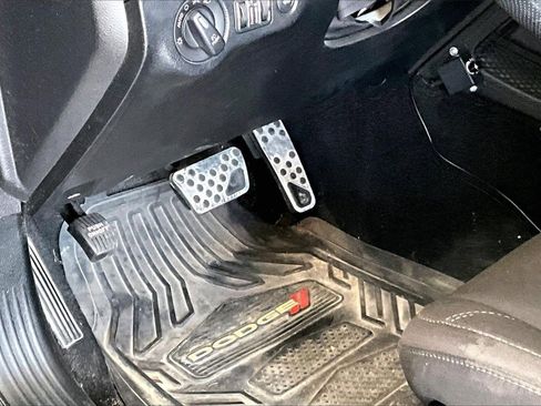 Used 2022 Dodge Challenger SXT w/ Blacktop Package image 22