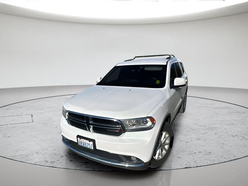 Used 2019 Dodge Durango SXT AWD/4WD image 2
