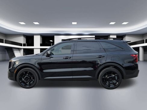 Certified 2025 Kia Sorento SX Prestige w/ Sage Leather Package image 3