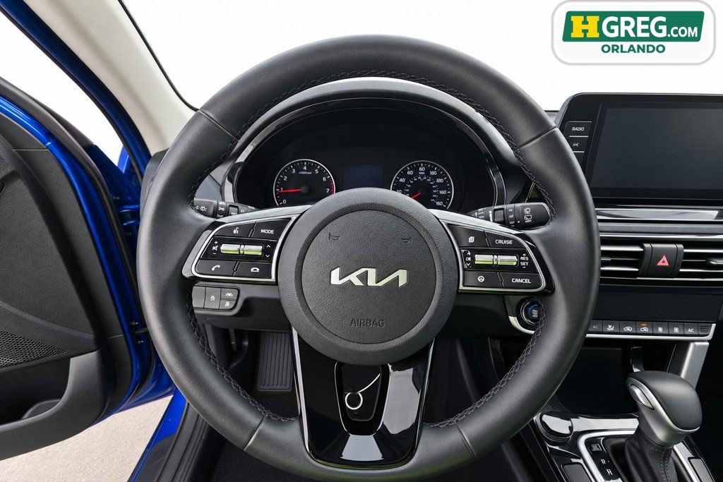 Used 2023 Kia Seltos S FWD image 14