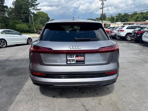 Used 2021 Audi e-tron Premium Plus w/ Premium Plus Package image 6