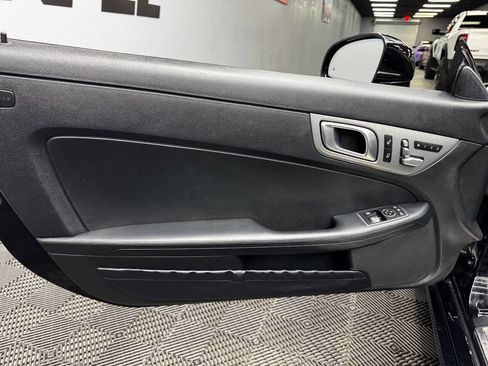 Used 2019 Mercedes-Benz SLC 300 w/ Premium Package image 49