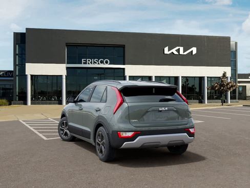 New 2026 Kia Niro EX FWD image 4