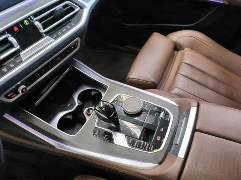 Used 2022 BMW X7 xDrive40i AWD/4WD image 29