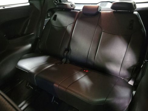 Used 2025 Toyota Sienna XSE image 19