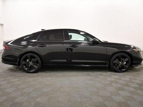 Certified 2025 Honda Accord Sport image 9