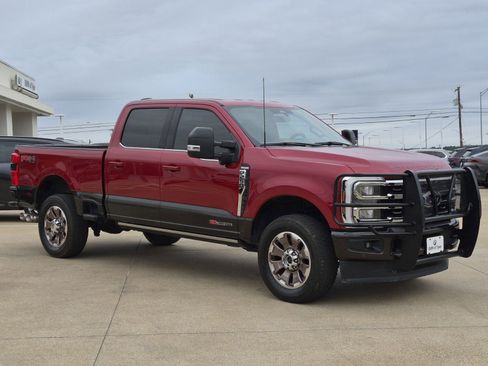 Used 2024 Ford F250 King Ranch image 3