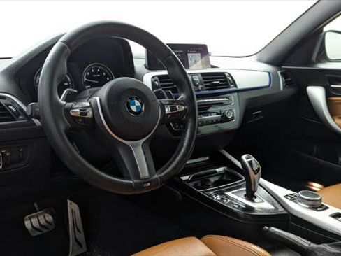 Used 2020 BMW 230i Convertible w/ M Sport Package image 19