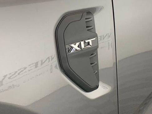 Used 2025 Ford Ranger XLT w/ FX4 Off-Road Package image 13