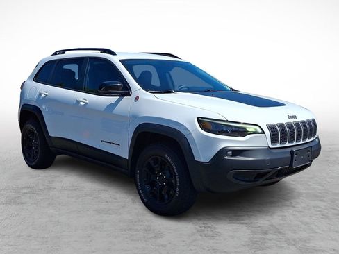 Used 2022 Jeep Cherokee Trailhawk w/ Comfort/Convenience Group AWD/4WD image 7