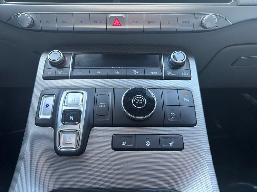 Used 2020 Hyundai Palisade SEL FWD image 18