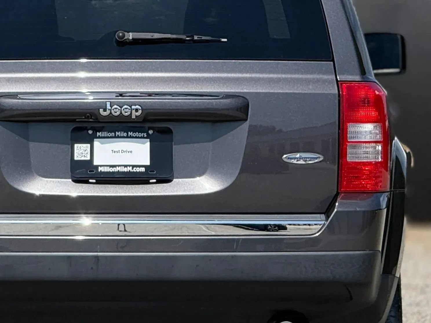 Used 2017 Jeep Patriot High Altitude AWD/4WD image 14