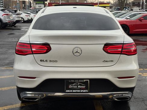 Used 2018 Mercedes-Benz GLC 300 4MATIC Coupe image 10