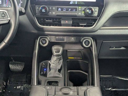 Certified 2026 Toyota Grand Highlander AWD image 44